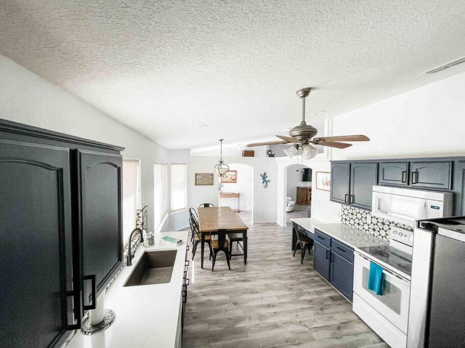 Private View On The Lake Side Of 95! Sleeps 16 Lake Havasu City Exterior photo