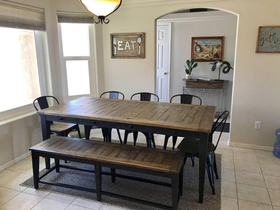 Private View On The Lake Side Of 95! Sleeps 16 Lake Havasu City Exterior photo